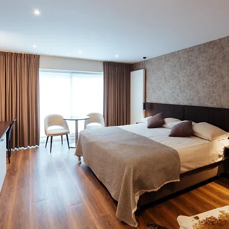 Cosmopolite Nieuwpoort-bad Hotel
